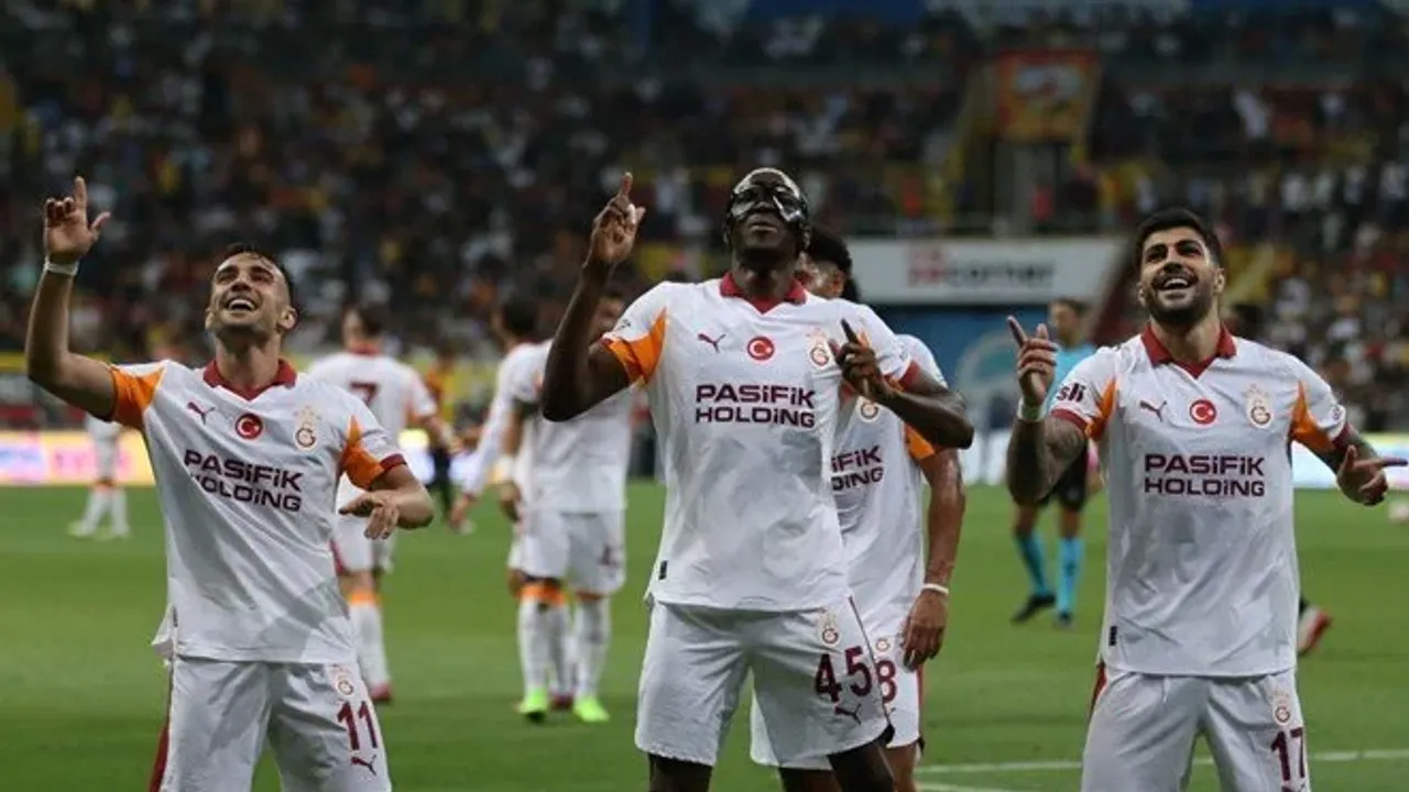 Galatasaray Kayseri’de fırtına gibi: 4-0!