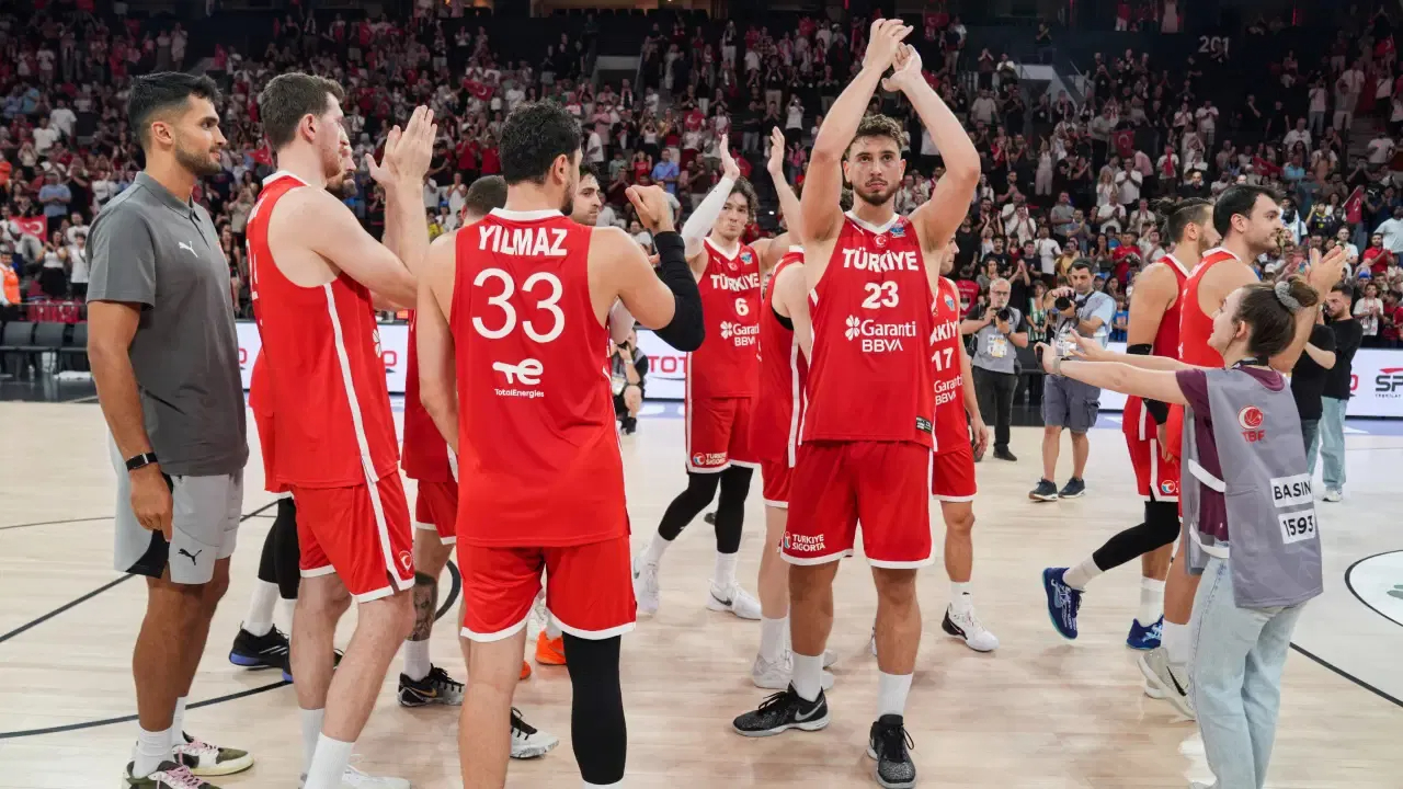 12 Dev Adam’ın EuroBasket kadrosu açıklandı