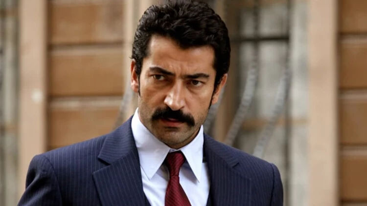 "Artistlerin çoğu namaz kılmaz" diyen hayrana İmirzalıoğlu cevabı