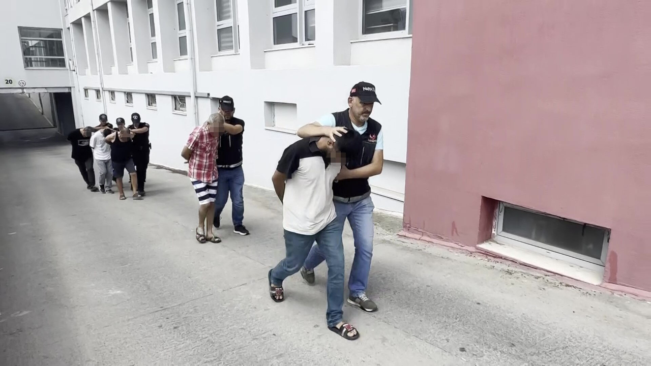 Adana’da torbacılar yakalandı: Savunmaları şaşırttı