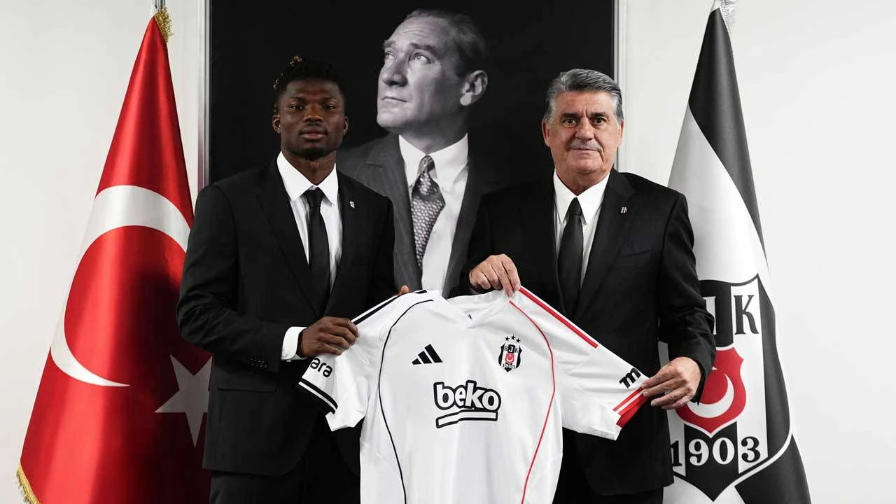 Beşiktaş, El Bilal Toure transferini açıkladı