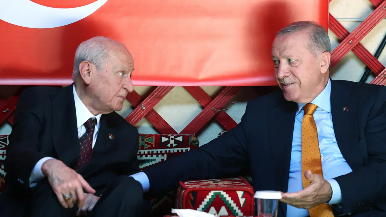 Fatih Altaylı: &quot;Bahçeli, Erdoğan için Terörsüz Türkiye’yi bitirir&quot;