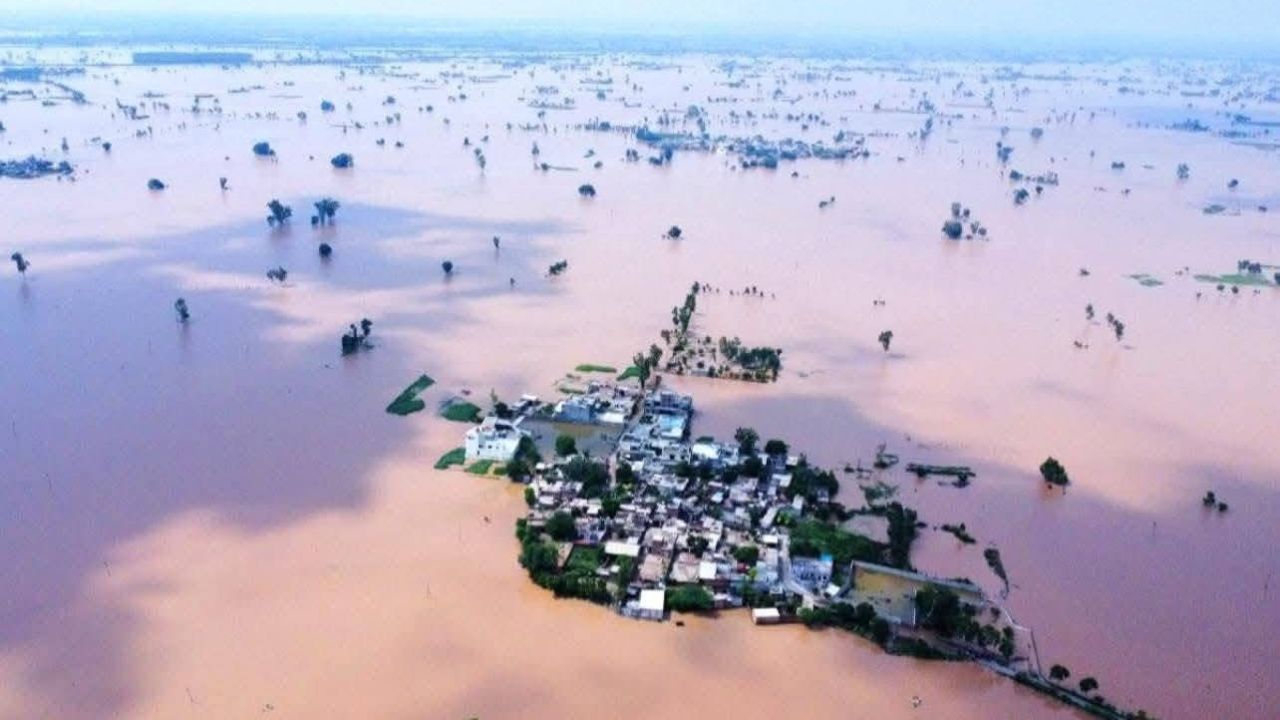 Pencap eyaletinde sel: 22 ölü, 600 bin tahliye edildi