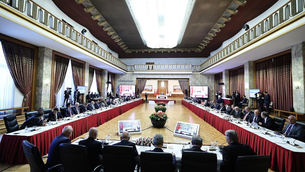 Milli Dayanışma, Kardeşlik ve Demokrasi Komisyonu 7. kez toplandı: Eski Meclis başkanlarının görüşleri alındı