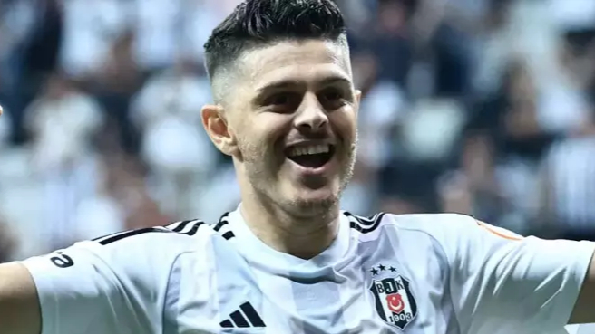 Rashica Beşiktaş’tan ayrılmak istiyor