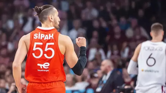 Şehmus Hazer, Porzingis’i poster yaptı: EuroBasket’e damga