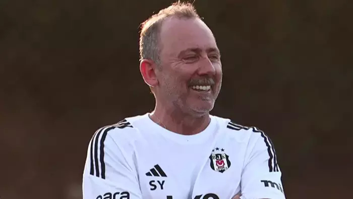 Sergen Yalçın Beşiktaş’ta ilk idmanına çıktı
