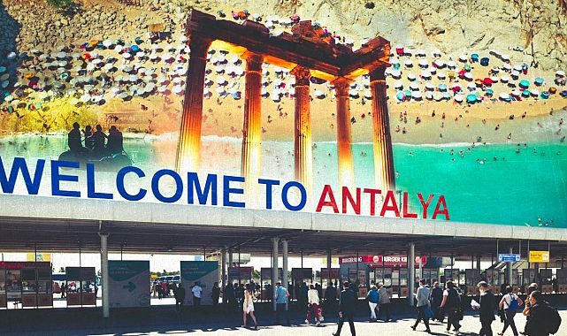 Antalya’da tüm zamanların ziyaretçi rekoru kırıldı