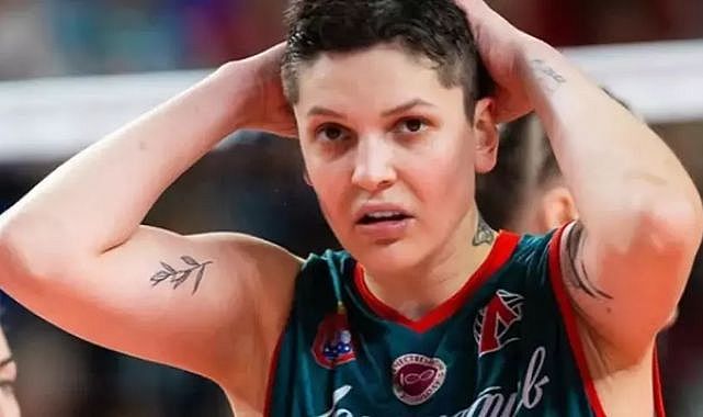 Ebrar Karakurt saçlarını kazıttı! Kimse inanamadı