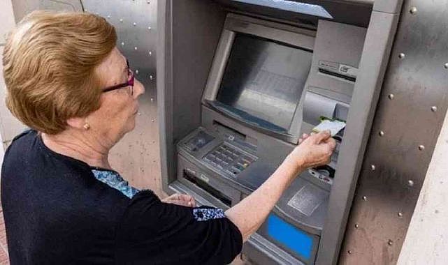 Emeklilere büyük promosyon: 27 bin TL&#039;ye varan ödeme