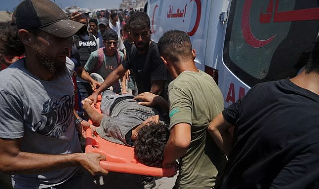 Endonezya’dan Gazzelilere adada sağlık desteği