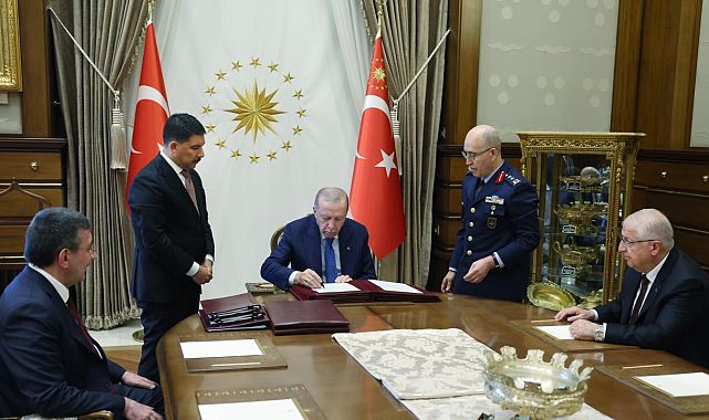 Genelkurmay Başkanlığı&#039;na Selçuk Bayraktaroğlu atandı