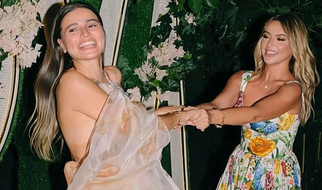 Hadise’den Kardeşi Derya Açıkgöz’e Özel Doğum Günü Kutlaması ve Duygusal Paylaşım