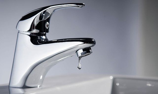 İzmir’de su kesintisi başlıyor: Vatandaşlar önlem aldı