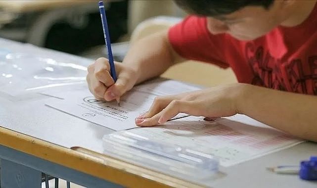 Meslek liselerine ilgi azaldı, birincilere kontenjan yetmedi