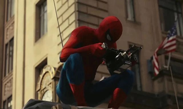 Tom Holland’ın Örümcek Adam setinden doğum günü sürprizi