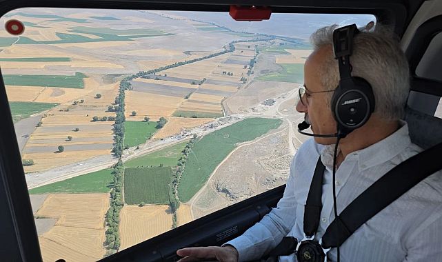 Uraloğlu, Ankara–İzmir YHT hattını havadan inceledi