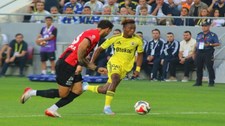 Fenerbahçe Ankara’da 3 puanı kaptı: 1-3