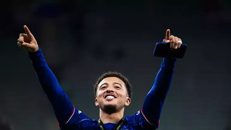 Beşiktaşlı taraftarı üzen karar: Jadon Sancho Aston Villa&#039;da