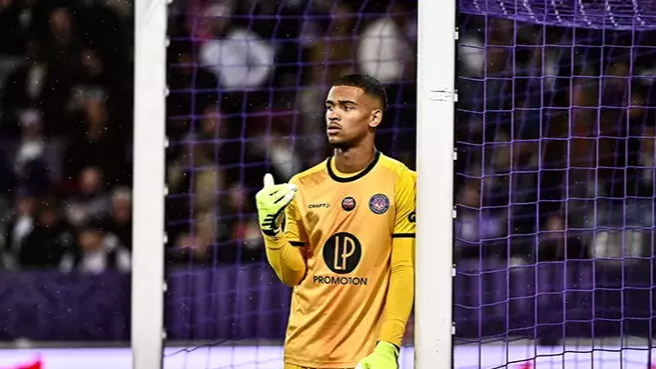 Galatasaray, Guillaume Restes için 20 milyon Euro teklif etti