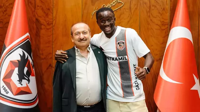 Gaziantep FK, Drissa Camara ile 3 yıllık sözleşme imzaladı