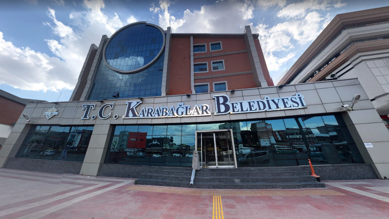 Büyükşehir’den Karabağlar’a 450 milyon TL destek