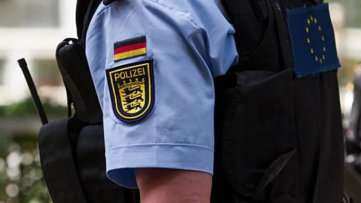 Almanya’da okulda bıçaklı saldırı: 1 öğretmen yaralı