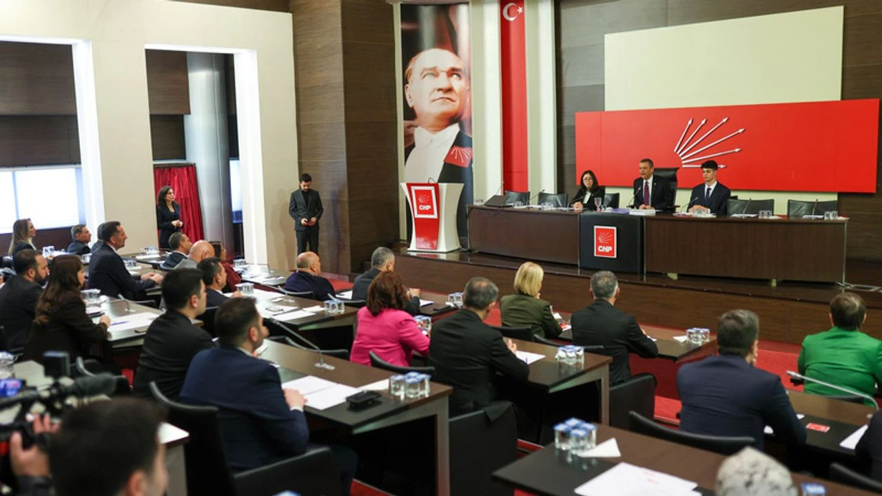 CHP Parti Meclisi Özgür Özel başkanlığında toplandı