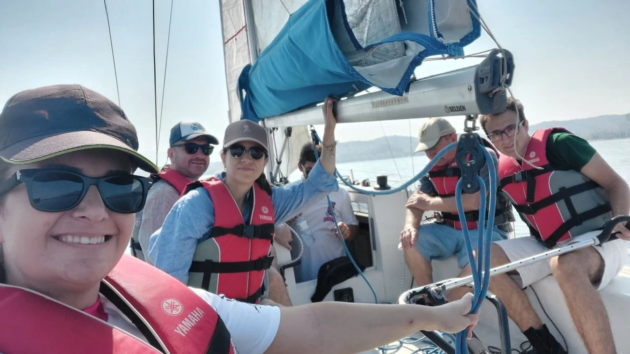 İZDENİZ’den İzmir Marina’da yelken eğitimleri