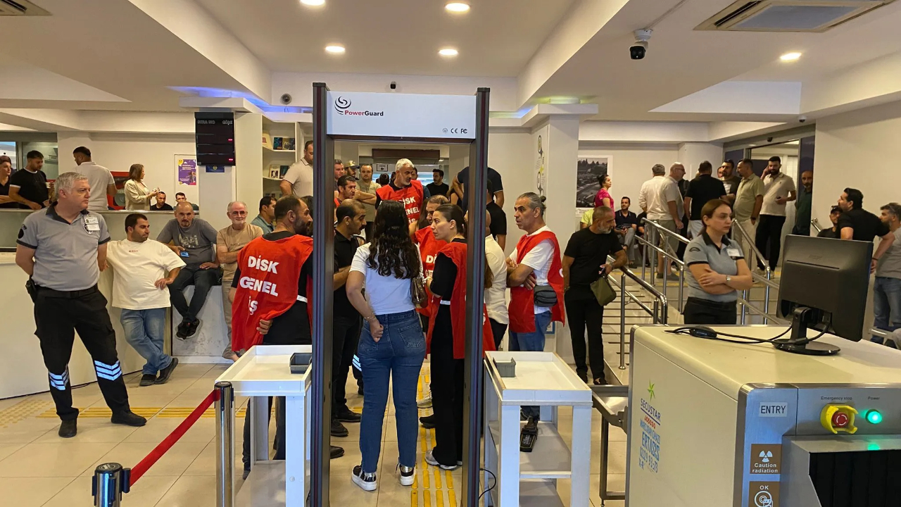 Buca Belediyesi’nde işgal eylemi ikinci gününde