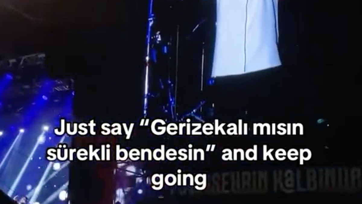 Mustafa Sandal konserinde teknik çalışana hakaret etti