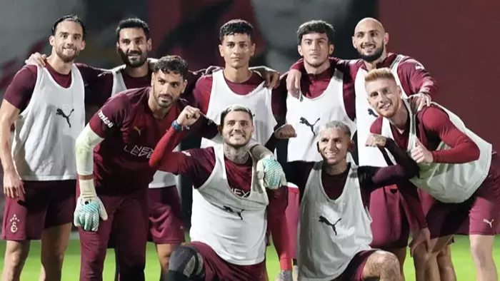 Galatasaray’da transferin son gününde peş peşe ayrılıklar