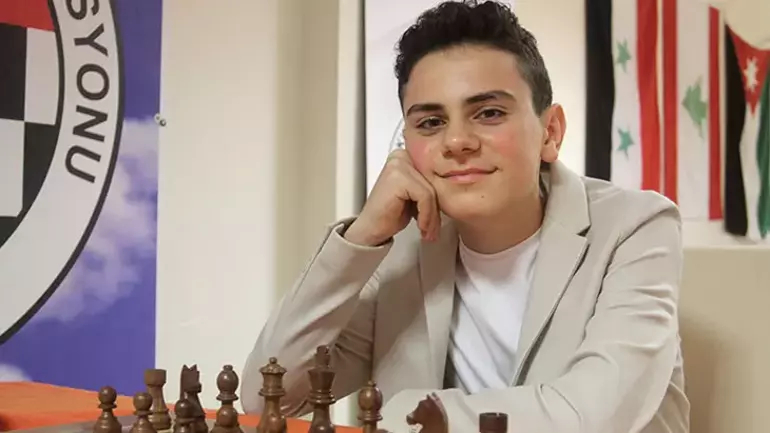 Ediz Gürel, dünya şampiyonu Gukesh’i mağlup etti