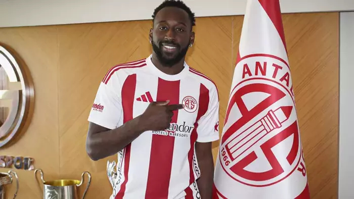 Antalyaspor, Yohan Boli ile 2 yıllık sözleşme imzaladı