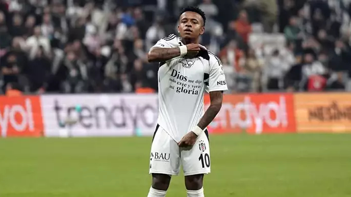 Keny Arroyo Cruzeiro’ya transfer oldu