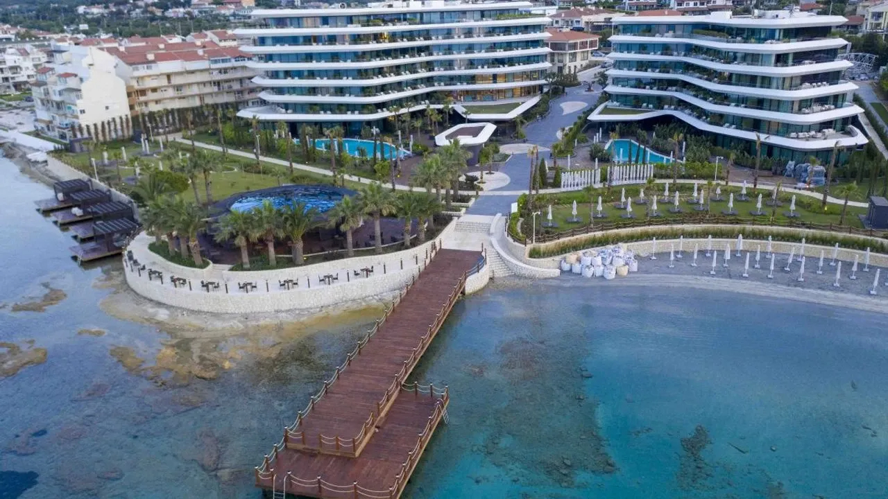 Çeşme’de Azeri projelerine imar onayı