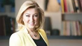 Şebnem Bursalı’dan Kemeraltı’nda çöp tepkisi