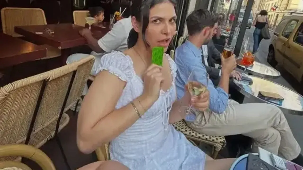 Ünlü çiftin çocuğu Ayda Öztoprak konuşuluyor