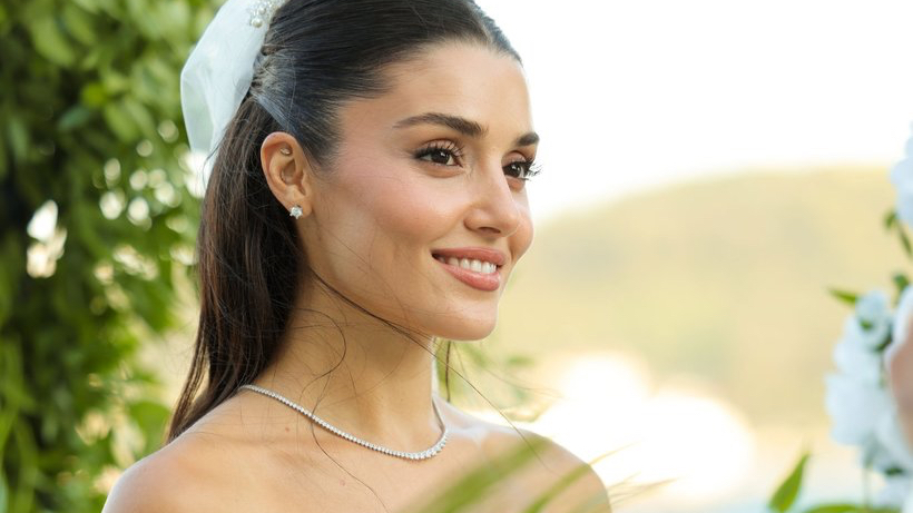 Hande Erçel, Aşk ve Gözyaşı’ndaki Meyra’yı anlattı