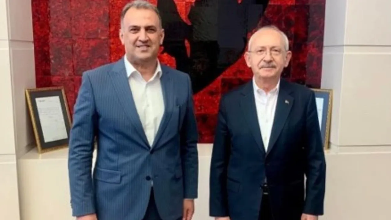CHP’de Kılıçdaroğlu’na yakın gazeteciye ihracat şoku