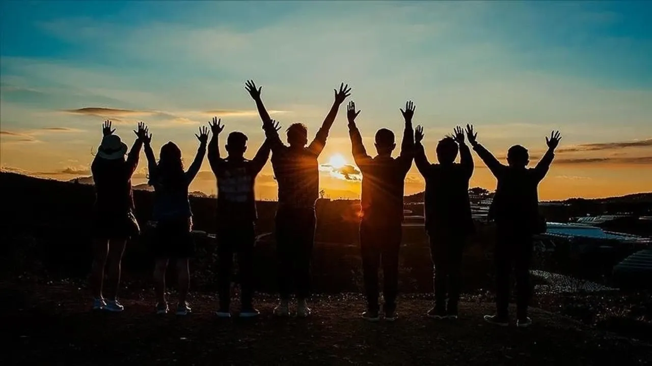 Genç seçmende CHP zirvede, AK Parti fark yedi