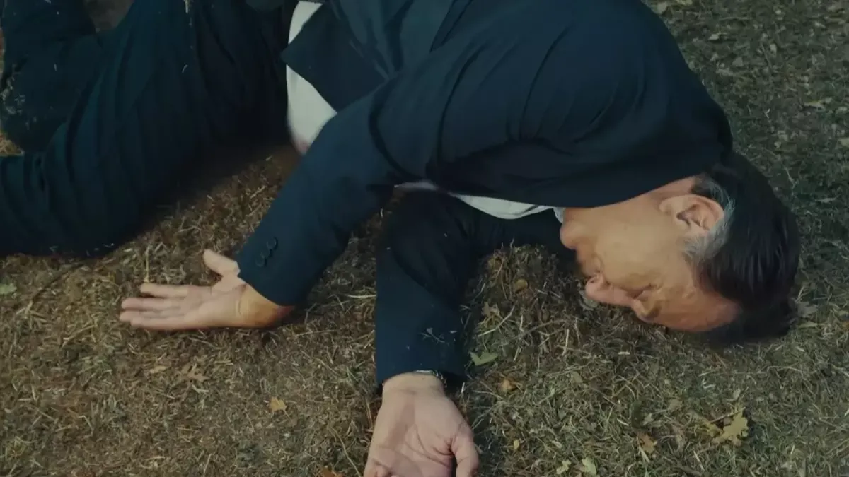 Arka Sokaklar&#039;da şok: Ali geri dönüp Hüsnü&#039;yü vurdu