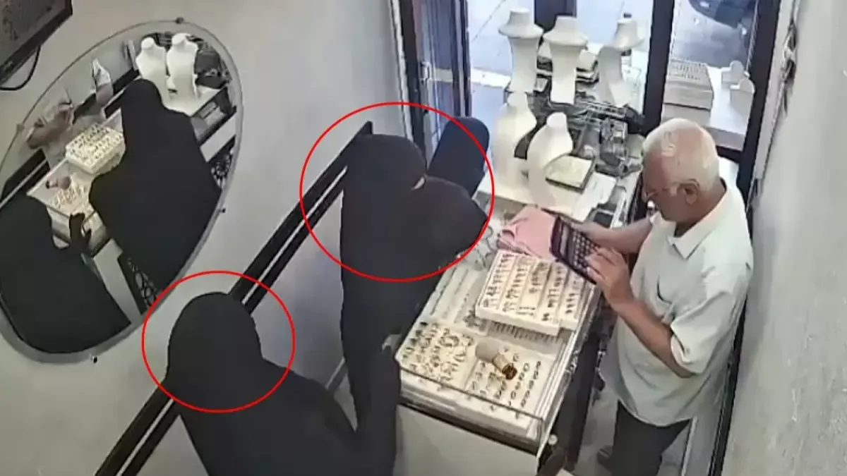 Diyarbakır’da çarşaflı kadınlardan altın hırsızlığı