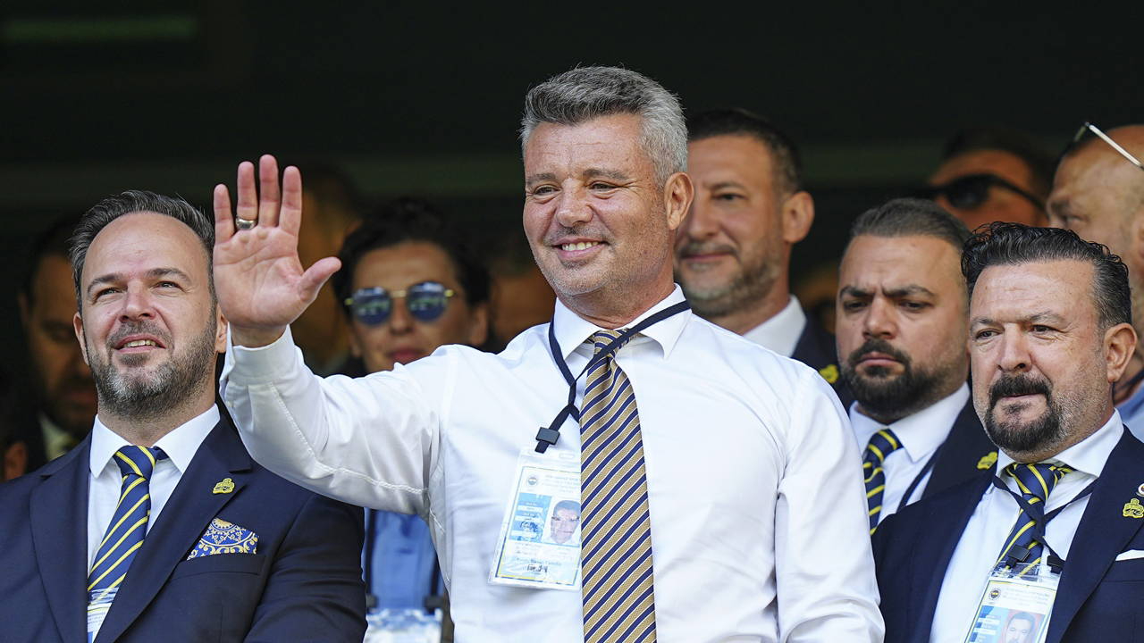 Fenerbahçe’nin yeni başkanı Sadettin Saran oldu
