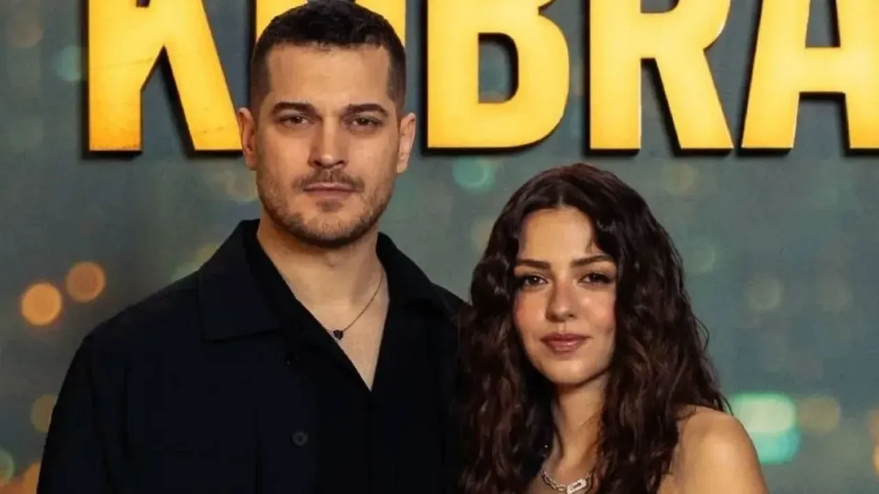 Aslıhan Malbora’dan Çağatay Ulusoy’a romantik jest