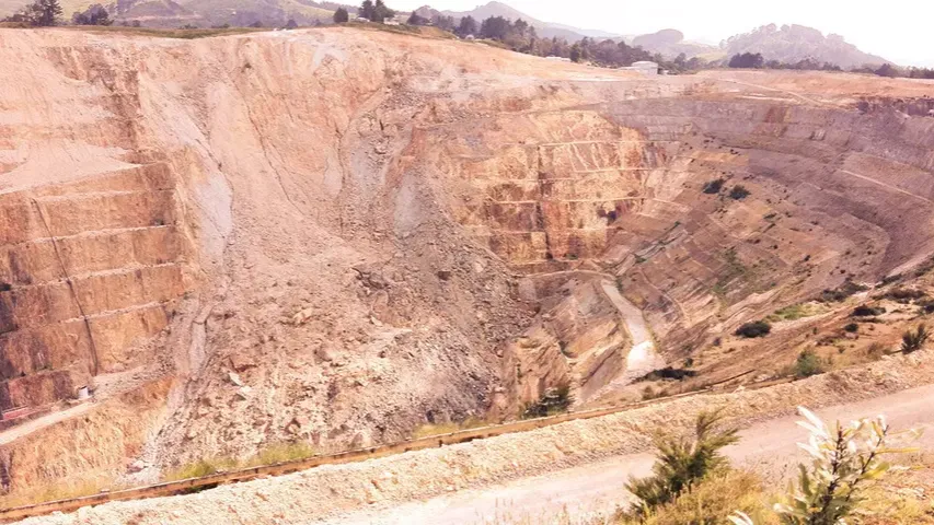 Nijerya Altın Madeninde Göçük: 100’den Fazla Ölü