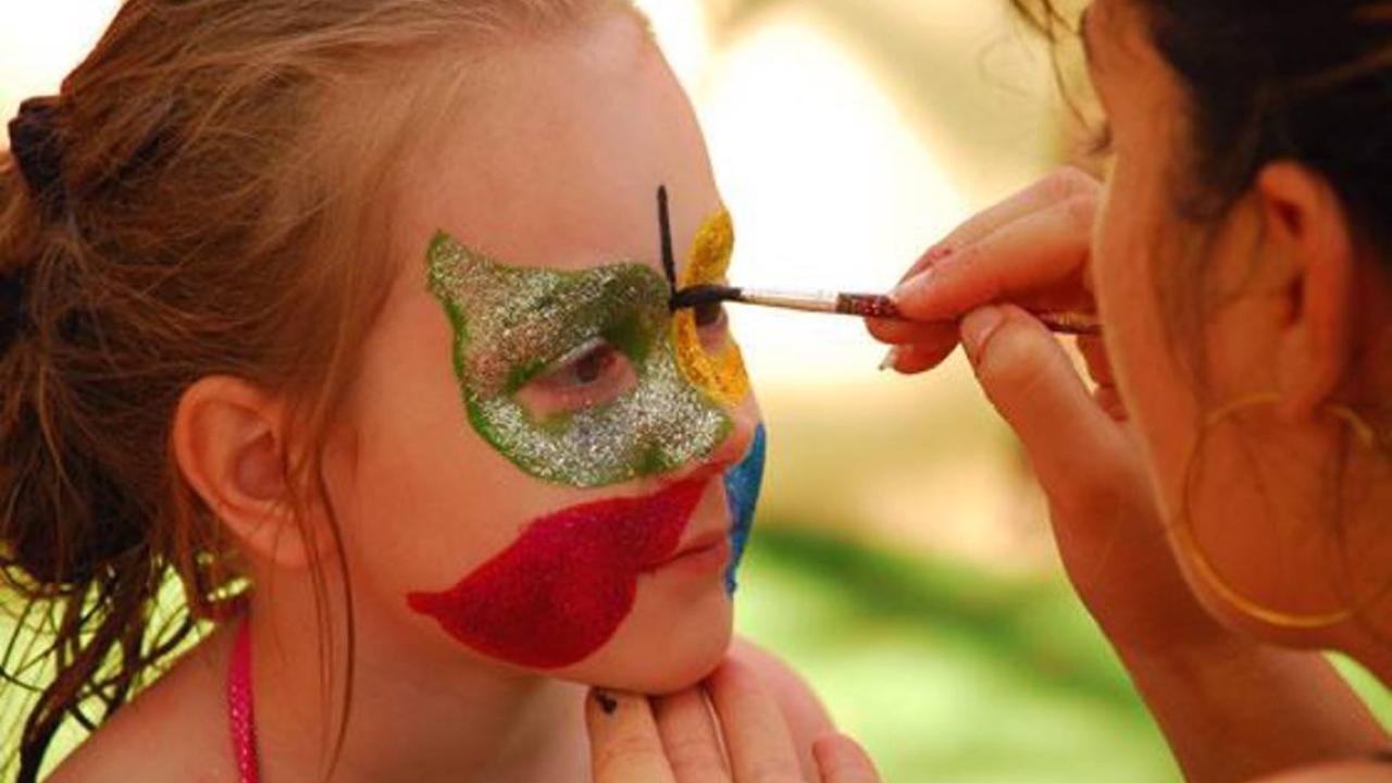 Bakanlıktan çocuklarda kullanılan yüz boyalarına karşı uyarı