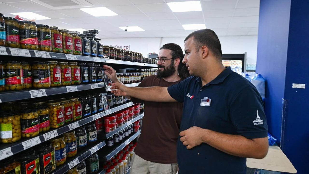 Büyükşehir’den eşit fırsat adımı: Otizmli gençler İZMAR’da görevde!