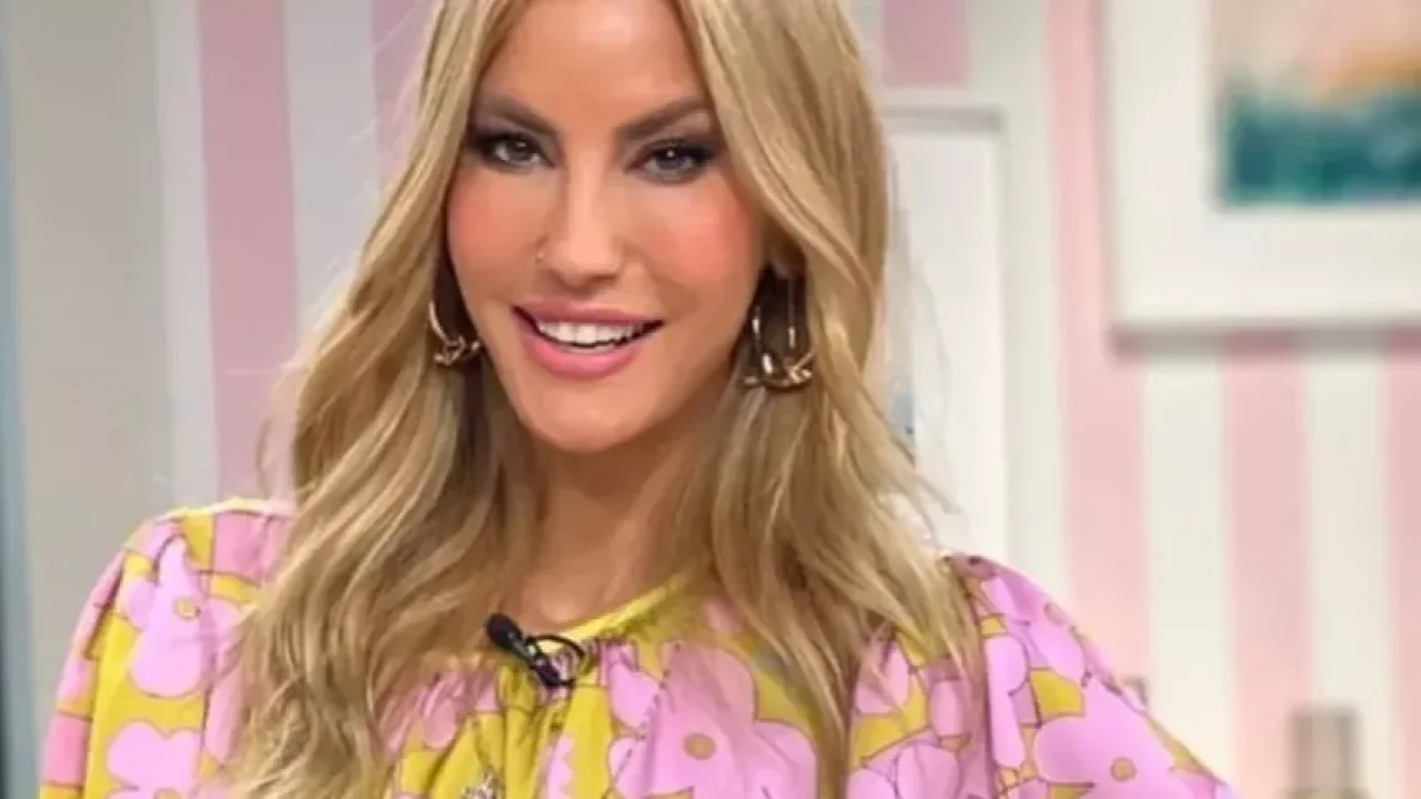 Çağla Şıkel’in Kahvaltı Tabağı Yine Olay Oldu