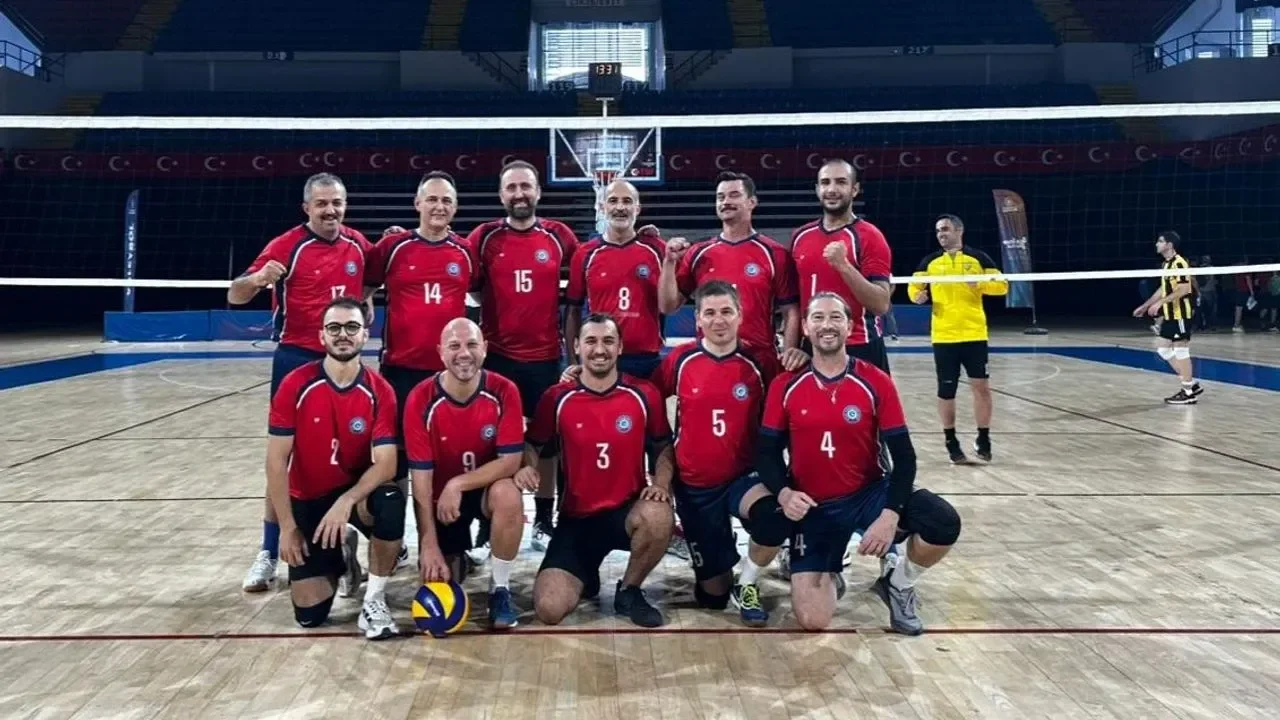 Ege Üniversitesi voleybolda finale yükseldi